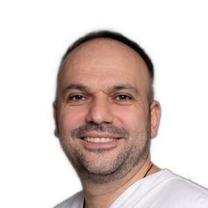 Врач Атаев Марат Павлович 