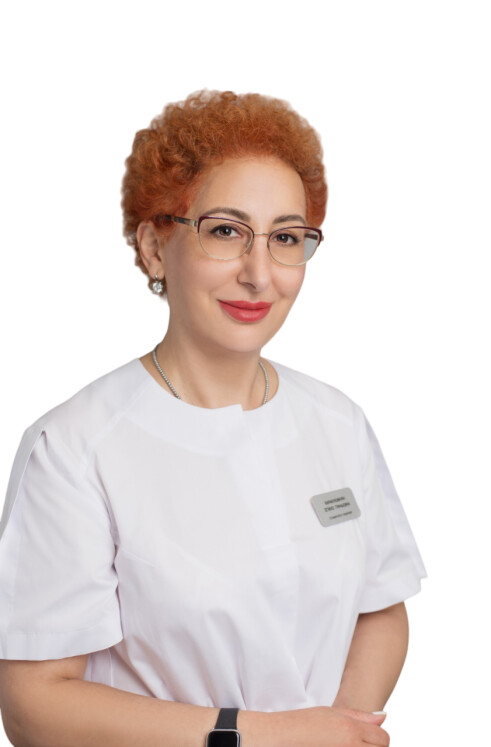 Врач Каракуюмчян Егинэ Грачьевна 