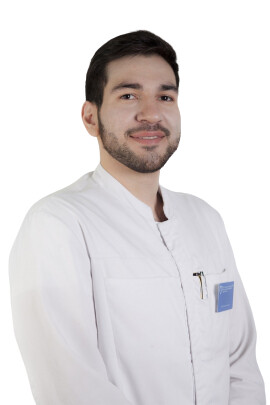 Врач Келеметов Арслан Алимурадович 