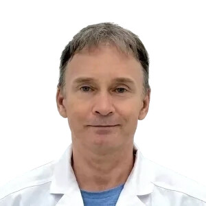 Врач Полежаев Андрей Петрович 