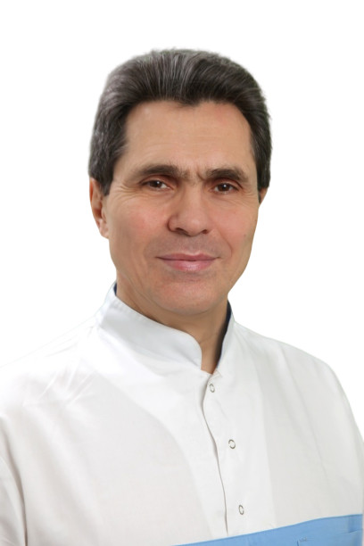 Врач Ляхов Виктор Федорович 