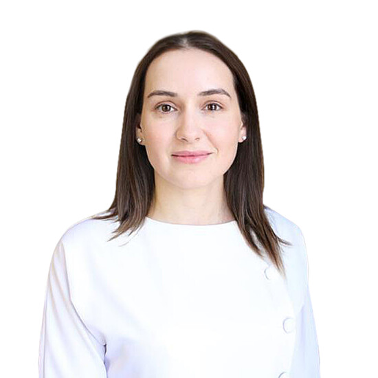 Врач Бахулова Айшат Магомедовна 