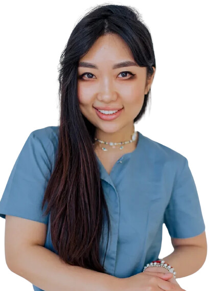 Врач Хон Яна Александровна 