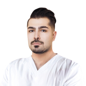 Врач Арис Ариан Давидович 