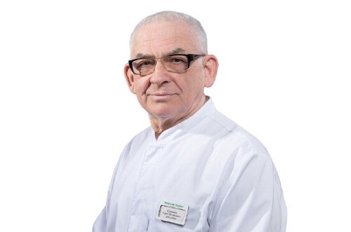 Врач Кузнецов Юрий Михайлович 