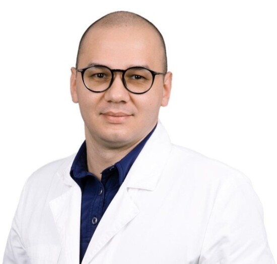 Врач Галиев Риназ Фанисович