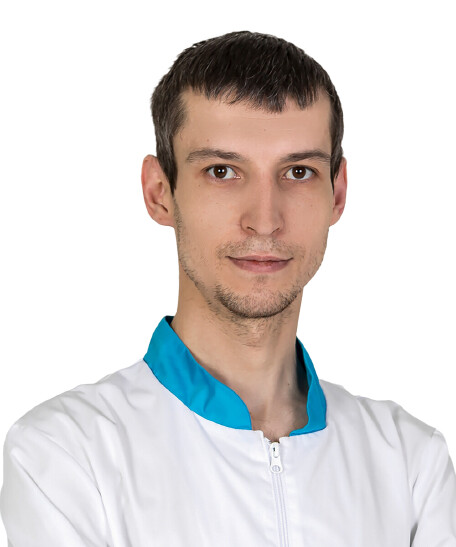 Врач Азаров Алексей Владимирович 