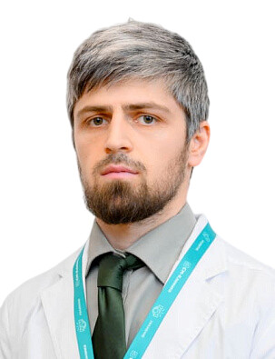 Врач Магомедов Шамхал Расулович 