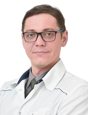 Врач Шустов Владимир Александрович 