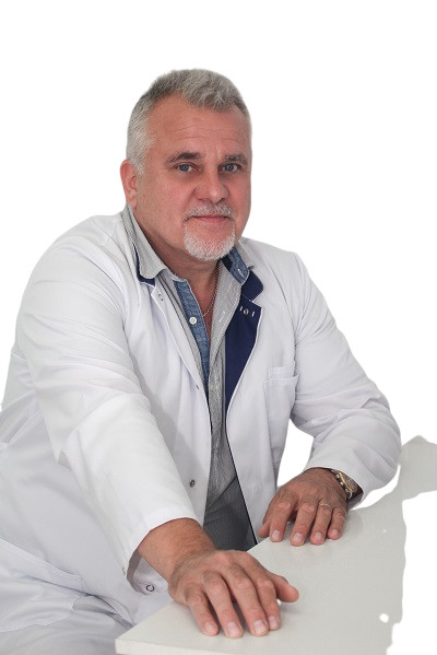 Врач Майванди Рудольф Мухамедович 