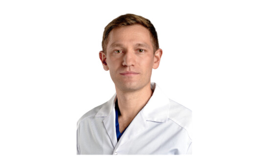 Врач Антонов Евгений Андреевич 