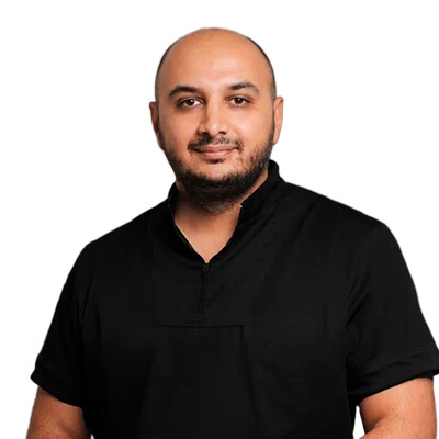 Врач Май Мохаммад 