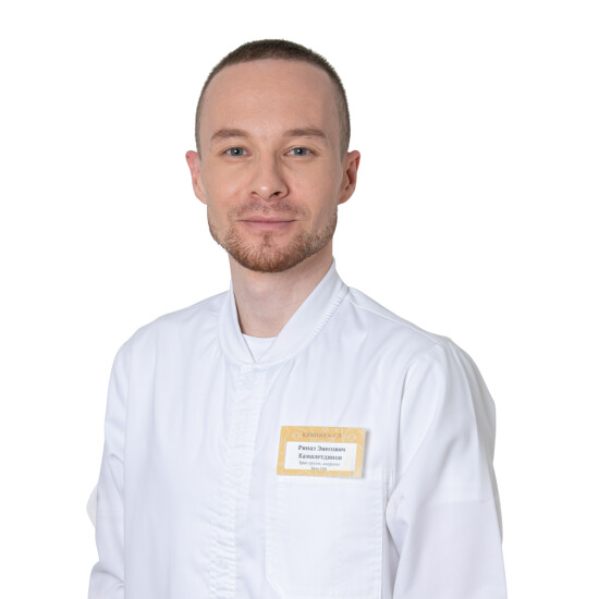 Врач Камалетдинов Риназ Энесович 