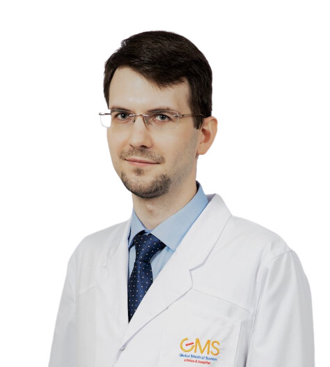 Врач Макаров Сергей Антонович 