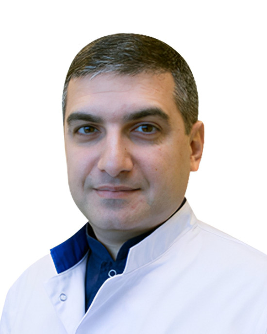 Врач Айрапетян Роберт Григорьевич
