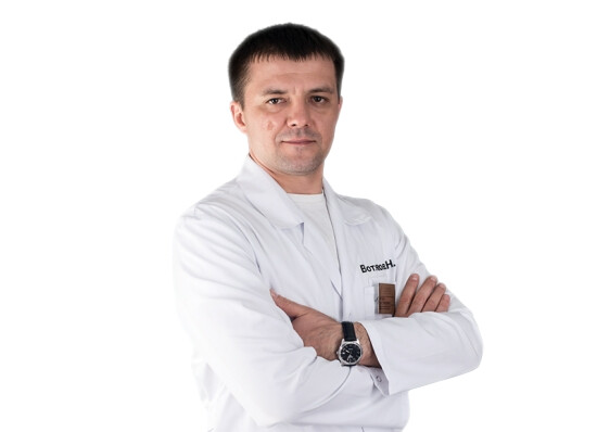 Врач Вотяков Олег Николаевич 