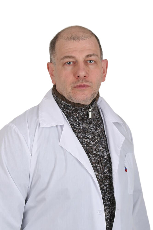 Врач Жданов Юрий Александрович