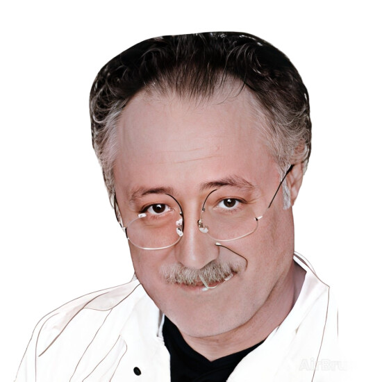 Врач Караев Заур Рабаданович
