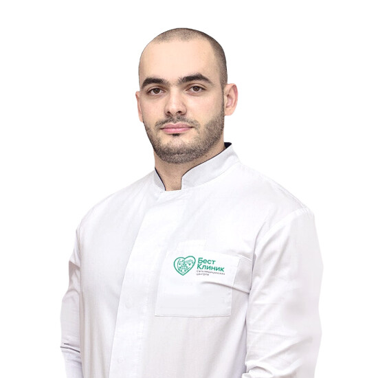 Врач Пхалагов Руслан Петрович 