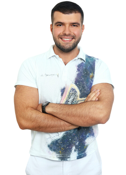 Врач Тигранян Нарек Ашотович 