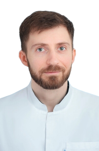 Врач Савинов Павел Владимирович 