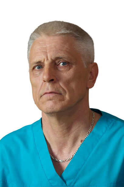 Врач Хаттоев Владимир Васильевич 