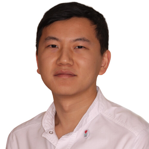 Врач Хван Дмитрий Александрович 