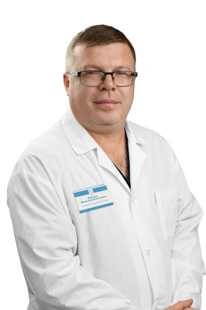Врач Лобанов Вячеслав Алексеевич 