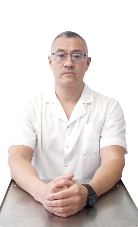 Врач Аймухаметов Тимур Борисович 