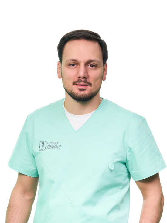 Врач Мхитарян Карен Артаваздович 