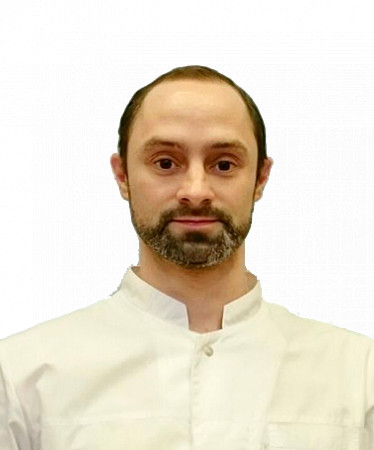 Врач Естремский Игорь Иванович