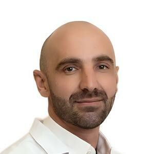 Врач Карпов Антон Андреевич 