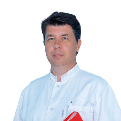 Врач Фадеев Артур Викторович 