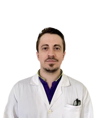 Врач Манукян Артем Артемович 