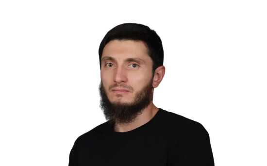 Врач Апшев Алихан Анзорович 