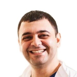 Врач Аршакян Вардан Арамаисович