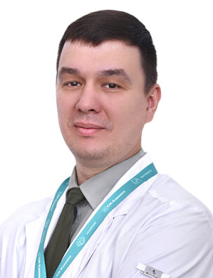 Врач Токманцев Алексей Владимирович