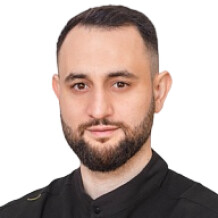 Врач Фейзиев Эльвин Эйнуллаевич 