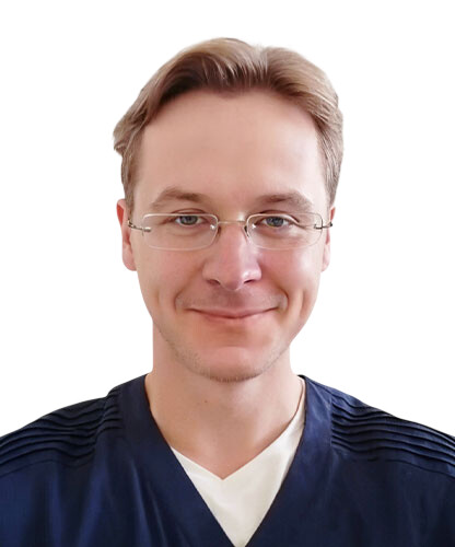 Врач Кметь Виктор Игоревич 