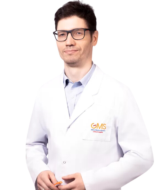 Врач Листов Александр Евгеньевич 