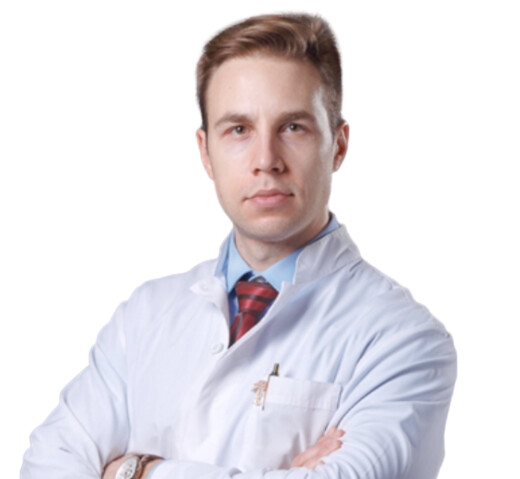 Врач Атаманов Михаил Игоревич 
