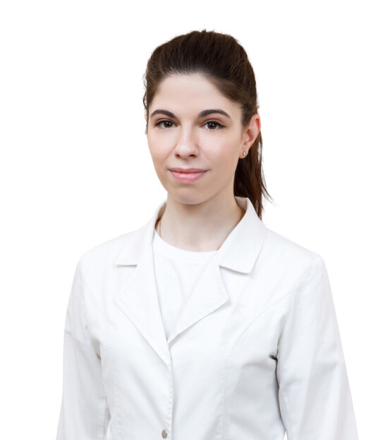 Врач Акопян Виктория Георгиевна