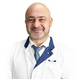 Врач Малиев Артур Назирович 