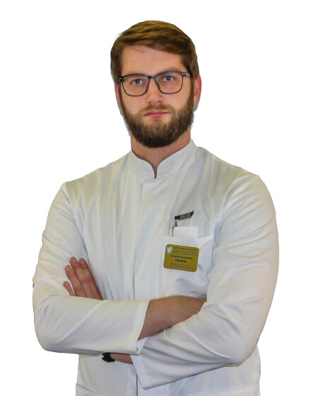 Врач Рябков Евгений Николаевич 