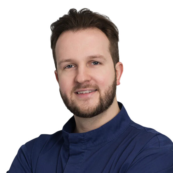 Врач Антонов Роман Игоревич 