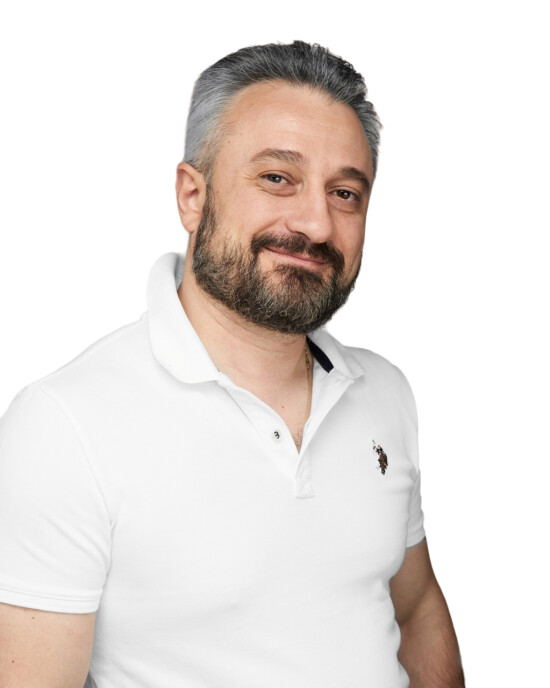 Врач Микаелян Армен Людвигович