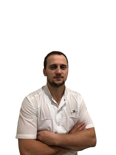 Врач Магомедов Малик Абдурахманович 