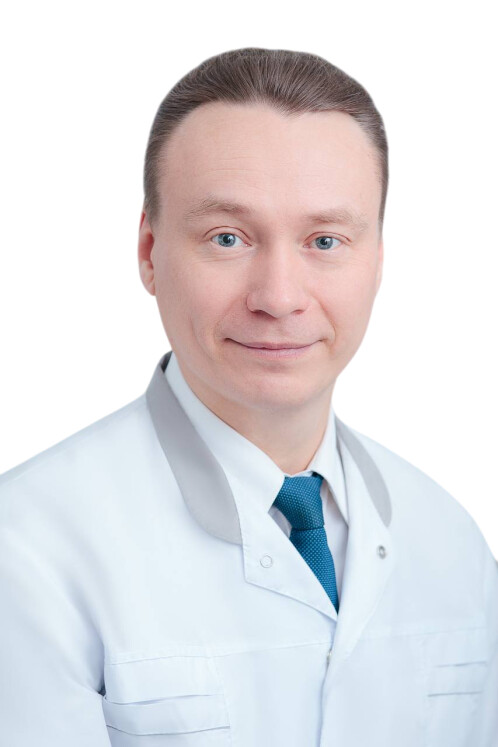 Врач Мандров Денис Владимирович 