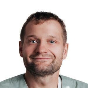 Врач Николаев Антон Валерьевич