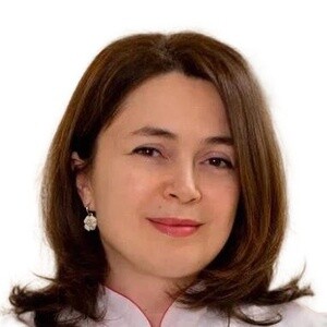 Врач Исаева Элина Мижедовна 